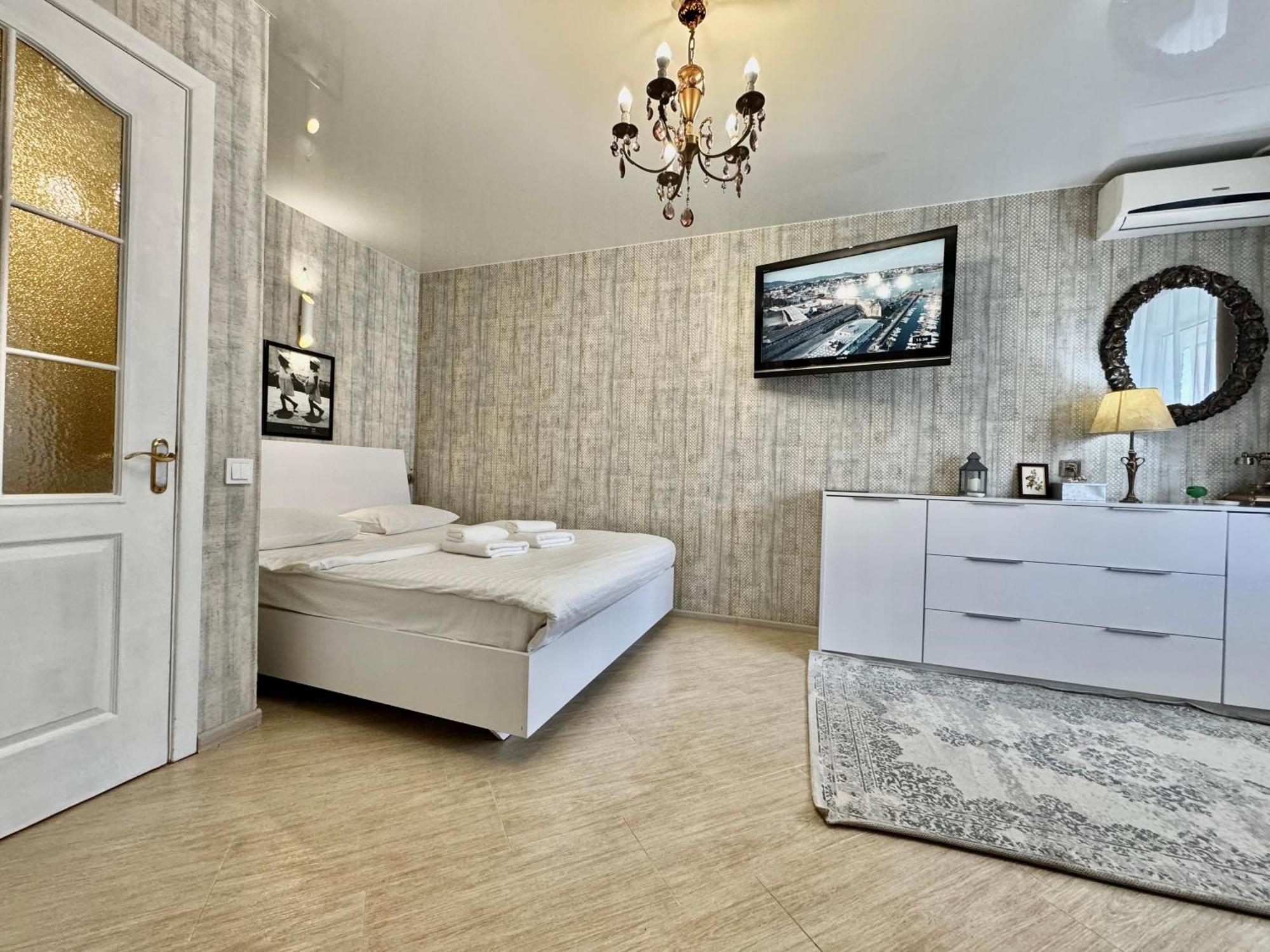 Apartpoltava Смак Італії У Самому Центрі Полтави , Білосніжна Студія В Новобудові, Банківський Чек Bagian luar foto